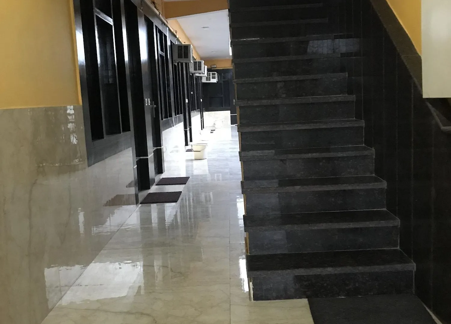 Super Hotel O Samrat Gurgaon 3*,  India